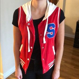 NEVER WORN Juniors Varsity Vest